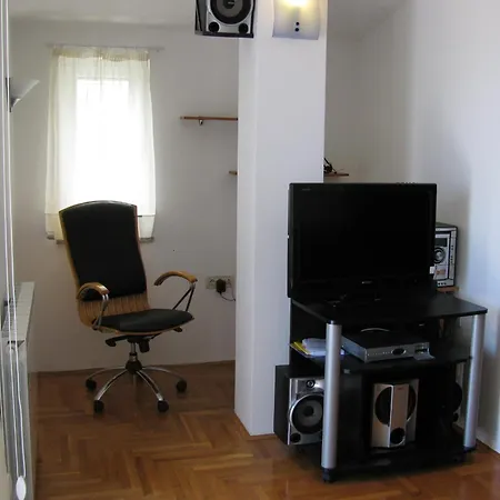 Kutlesa 2 *